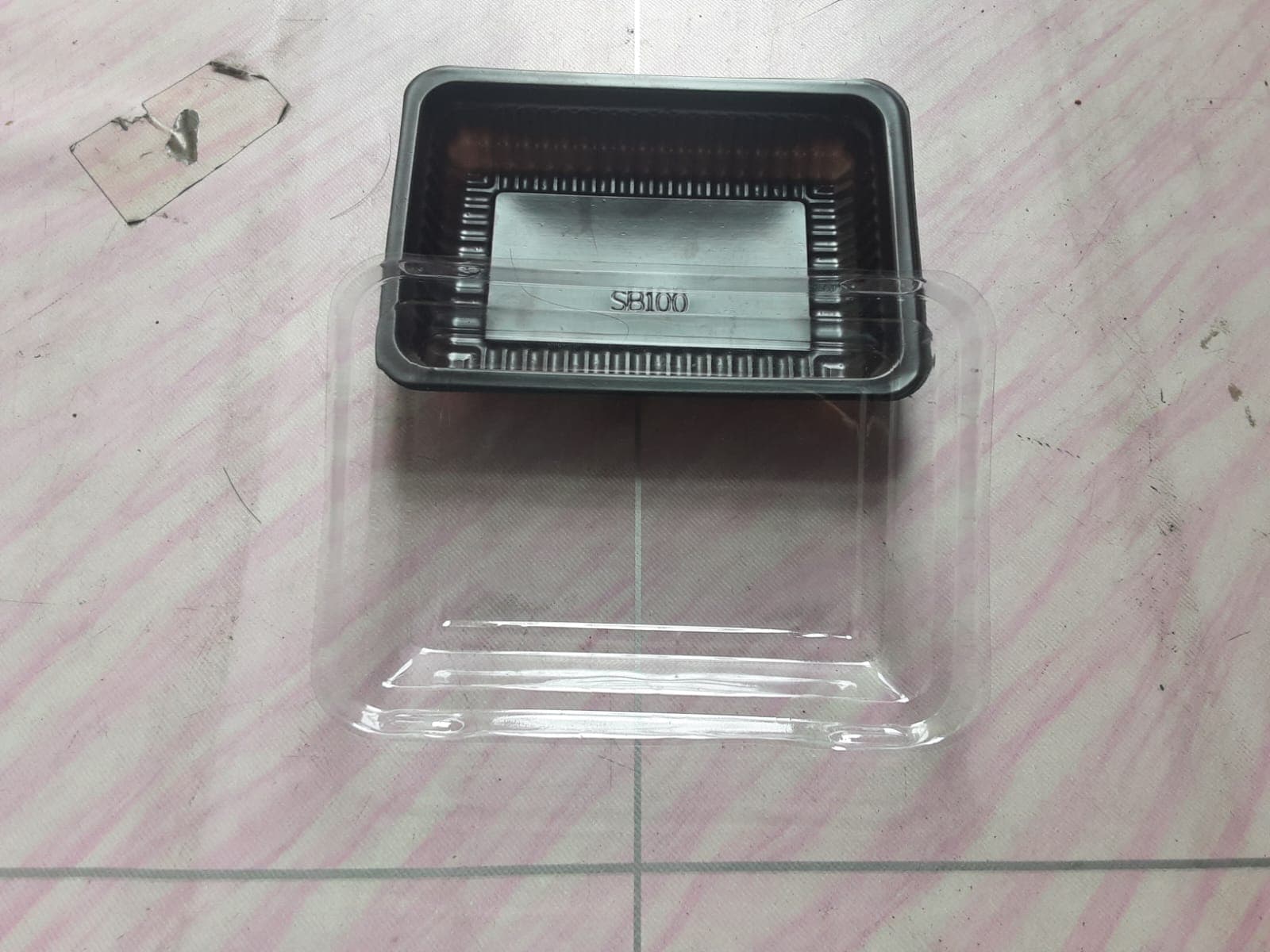 Wadah Bening & Wadah Hitam